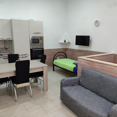 Appartement Al Civico 13 à Foggia Extérieur photo